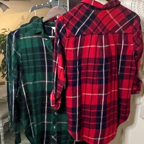 NOT FOR SALE The Supersoft Flannel Shirt Shimmery Holiday Plaid - Picture 2 of 4